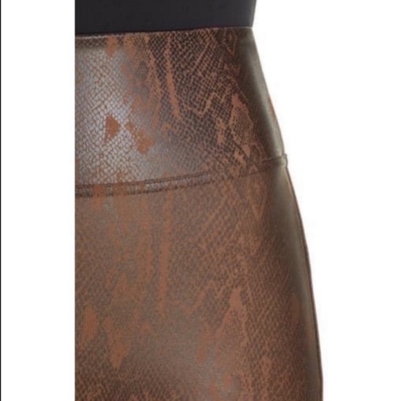 Spanx Faux Leather Snakeskin Leggings - Picture 6 of 8